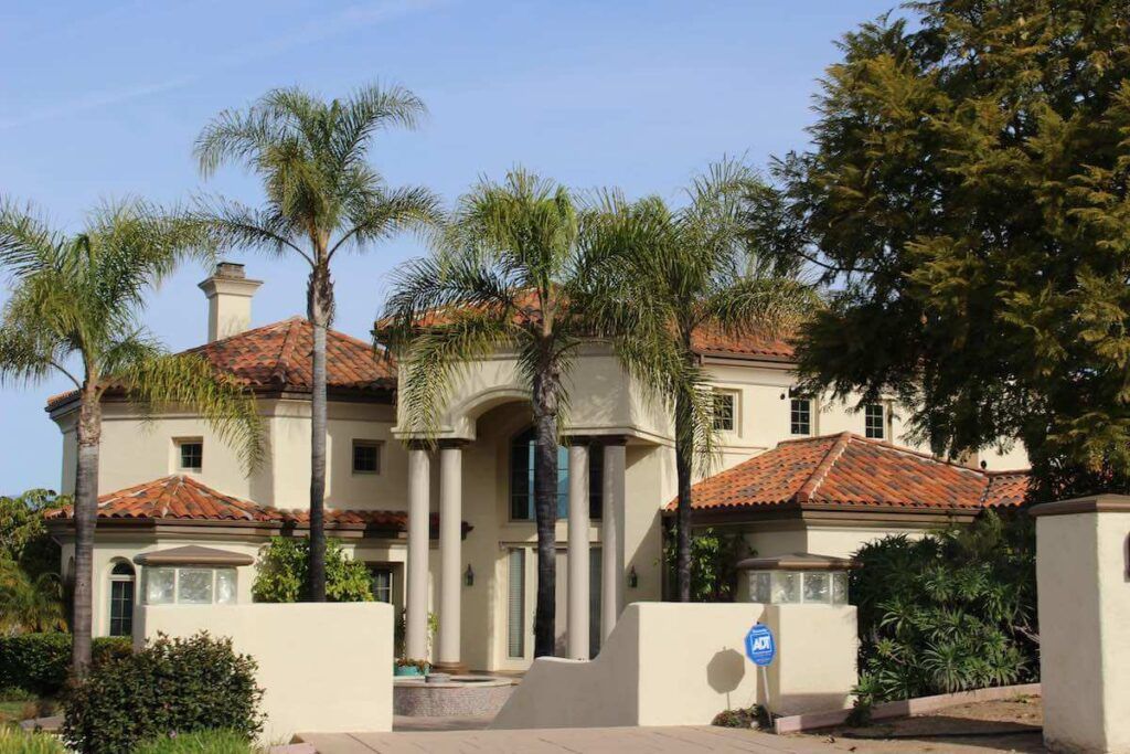 Camarillo was picked by National Geographic as one of the top 10 Mediterranean climates in the world. There are gorgeous homes and neighborhoods.