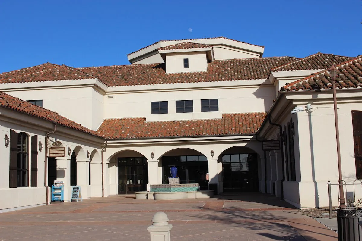 Camarillo Library The Camarillo Public Library isn’t just for book lovers. This historic building offers a café, storytime events, and various activities. It’s a community hub and a must-visit spot for locals and tourists alike.